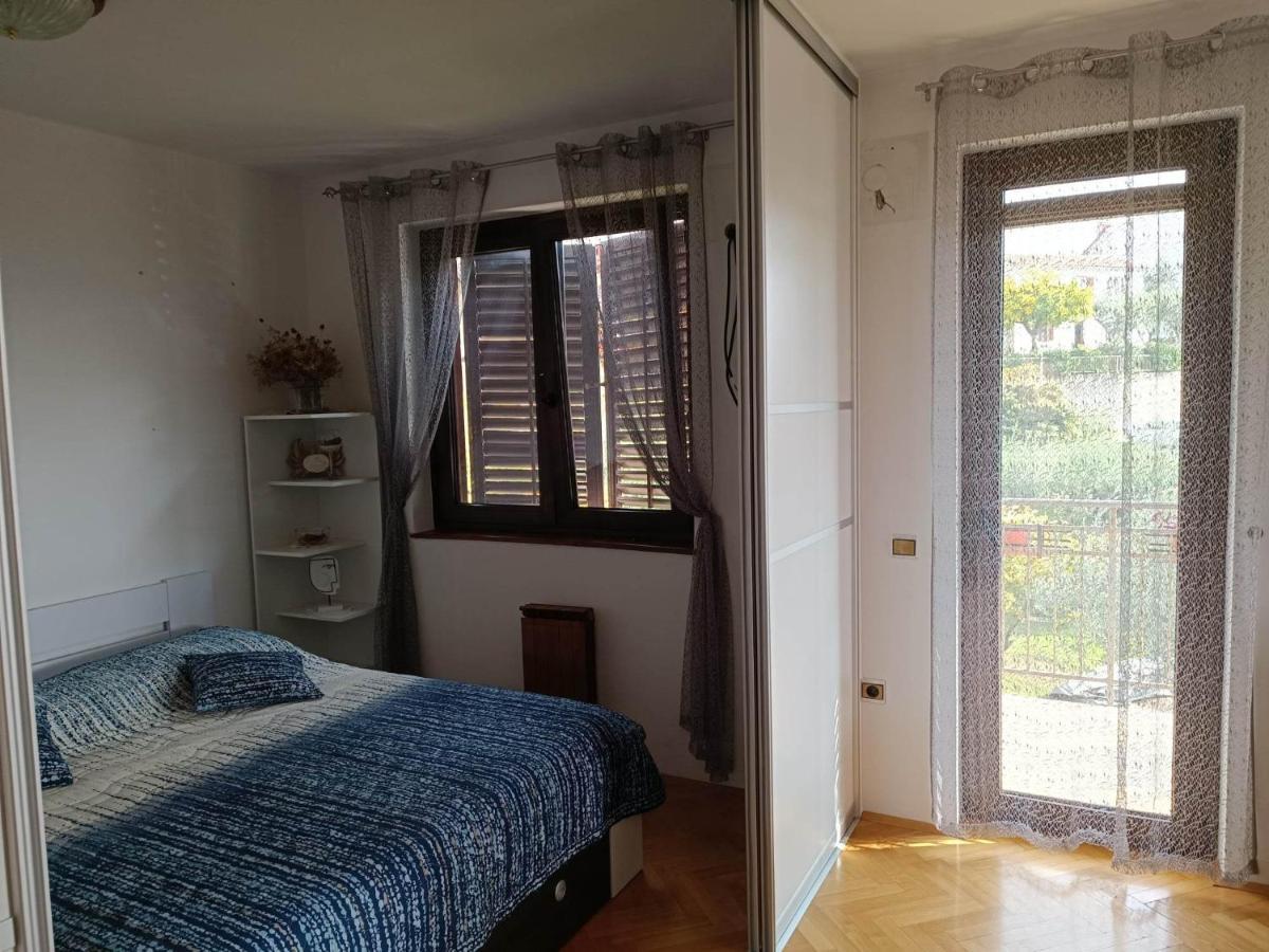 Apartmaji Ri-100